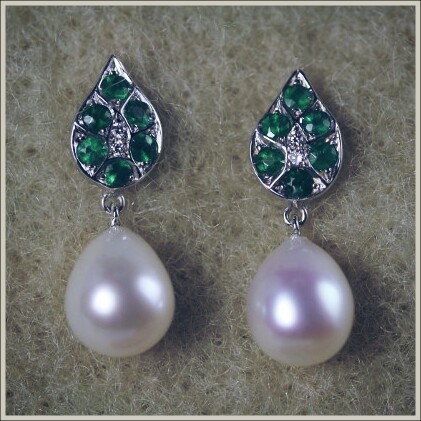 orecchini perle e smeraldi