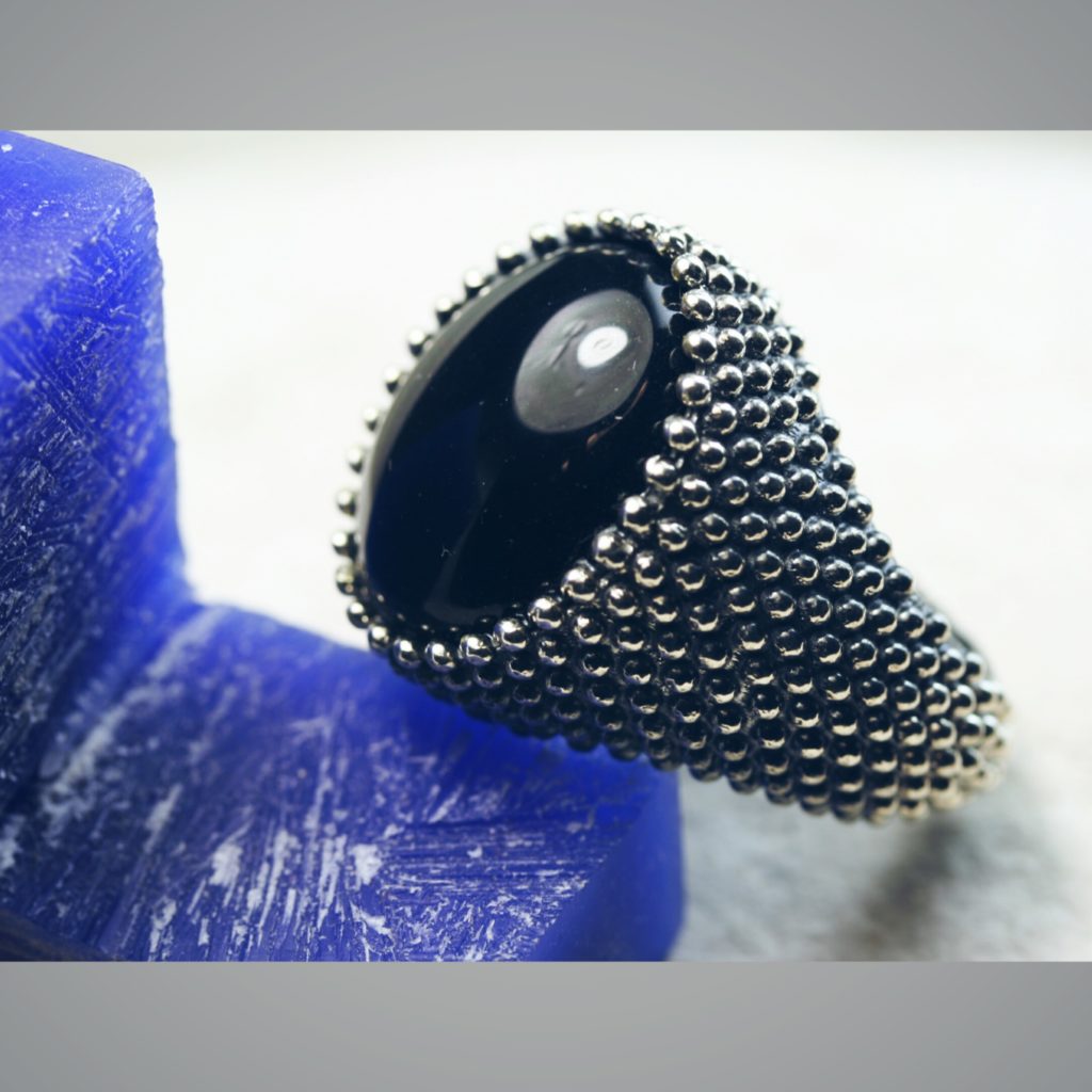 Anello Onice Puntinato