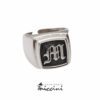 Anello con iniziale gotica M in argento