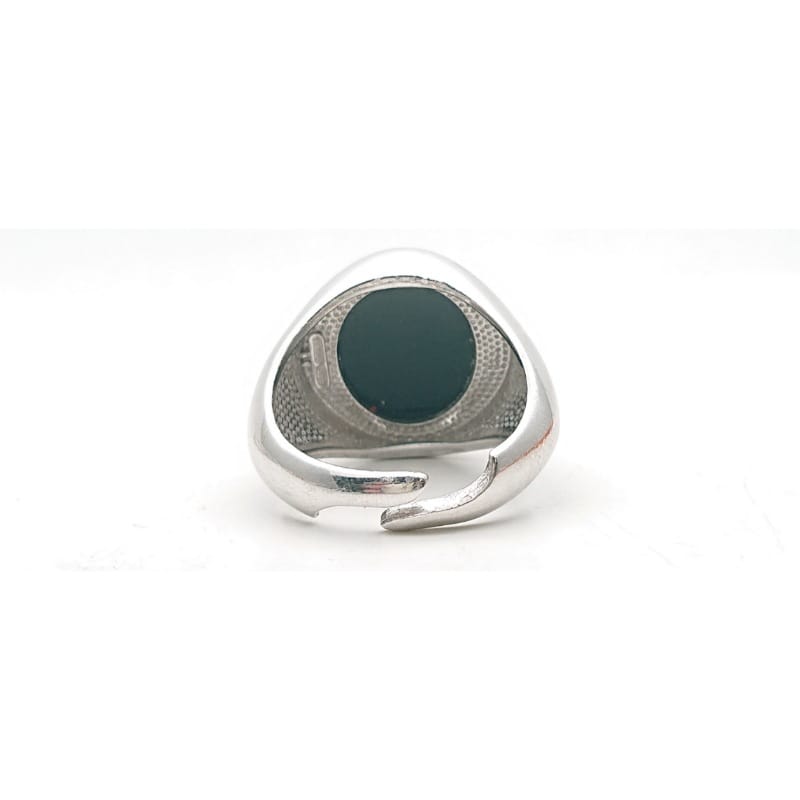 Anello con onice ovale in argento con anello regolato a 26