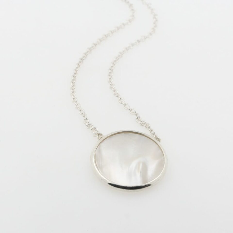 Collana con Madreperla fatta a mano