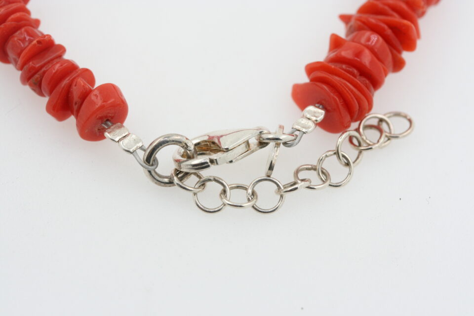 Bracciale di corallo naturale