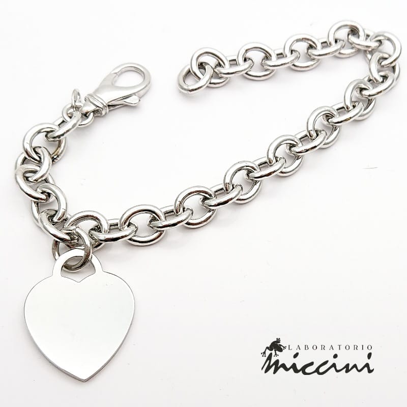 Bracciale con cuore a ciondolo personalizzabile