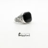 Anello chevalier con onice