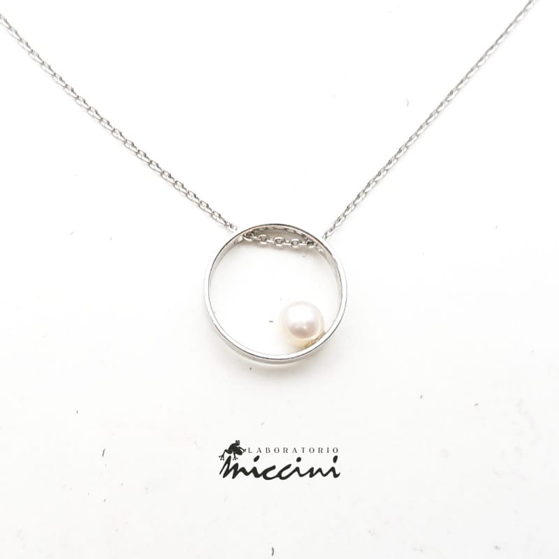 Collana Cerchio con Perla in oro bianco