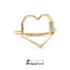 anello minimal in oro giallo a cuore geometrico