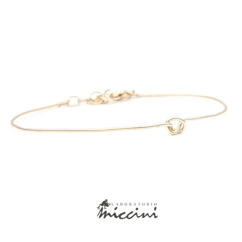 bracciale con nodo in oro