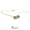 collanina in oro con pendente in tormalina verde e castone con stelline