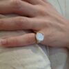 Anello da Mignolo con Madreperla indossato