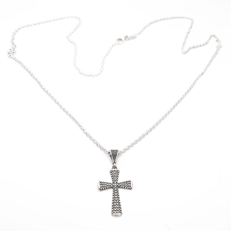 collana con ciondolo a croce in argento 925