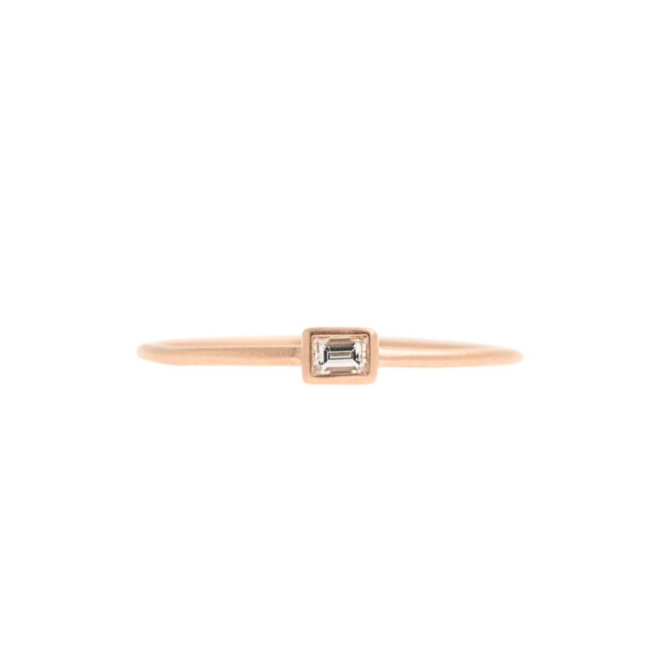 solitario minimal diamante baguette in oro rosa