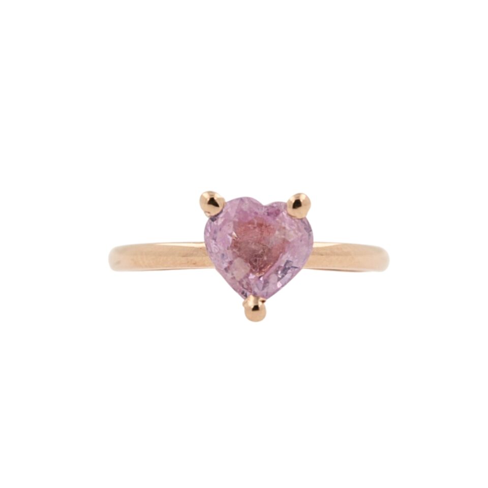 anello in oro rosa con zaffiro rosa taglio cuore