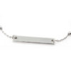 dettaglio della piastrina in argento del bracciale da incidere