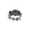 anello fatto di margherite in argento