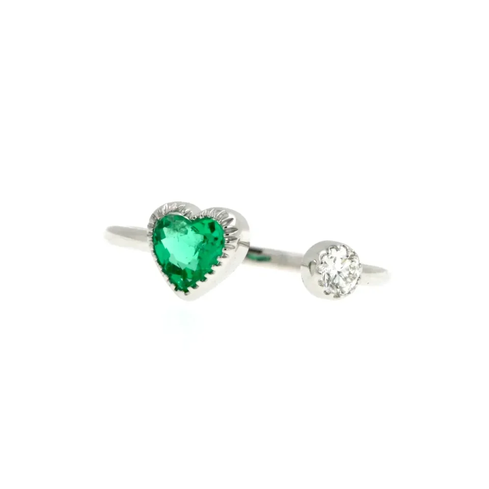 anello aperto con smeraldo a cuore