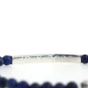 incisione su piastrina in argento su bracciale di lapislazzuli