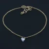 bracciale in oro giallo con pendente di diamante lab grown nudo taglio cuore